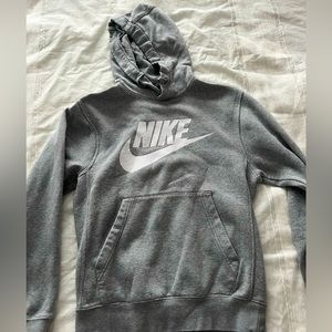 Womens Nike light grey sweatshirt
